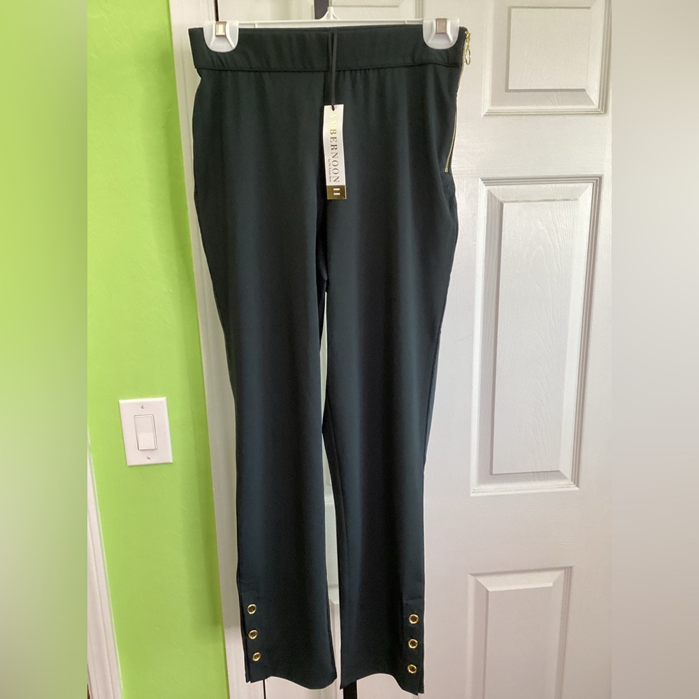 Amber Noon Black Stretchy Ankle Pants, size XXS, NWT